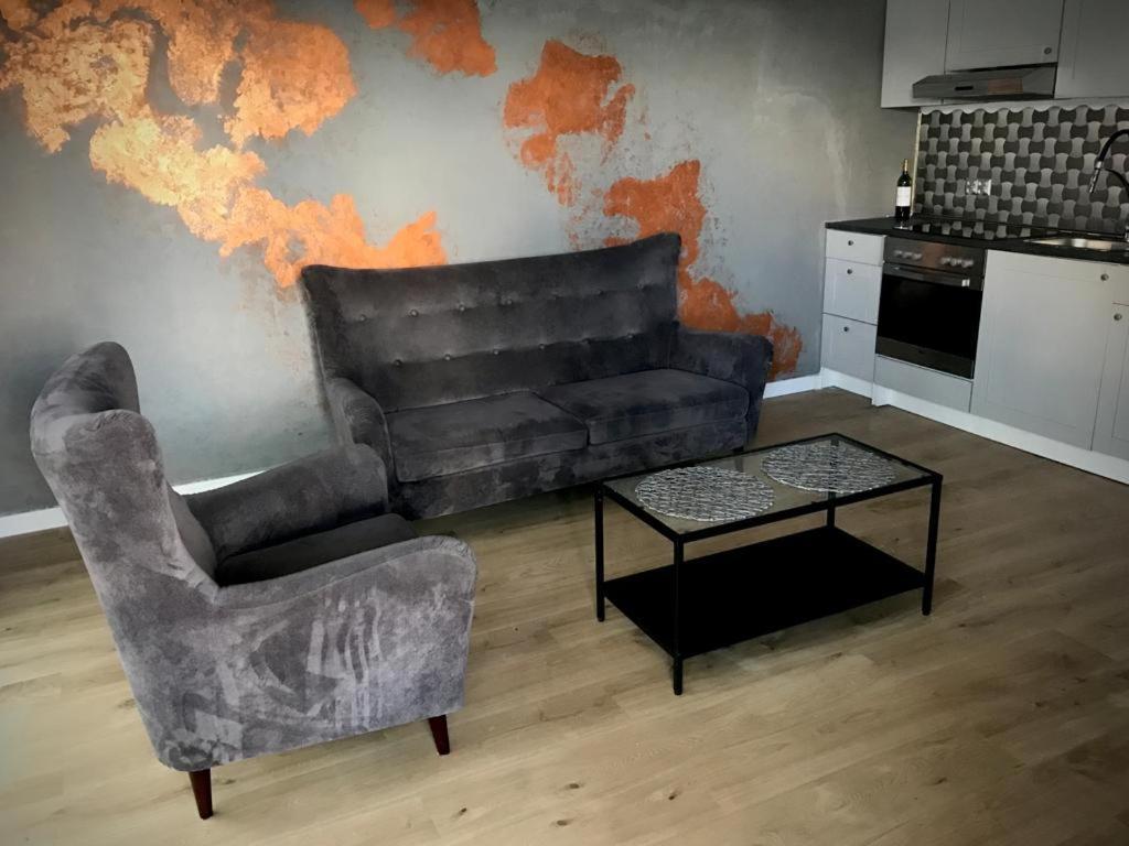 Apartament Podlesie Apartment คาโตวีตเซ ภายนอก รูปภาพ