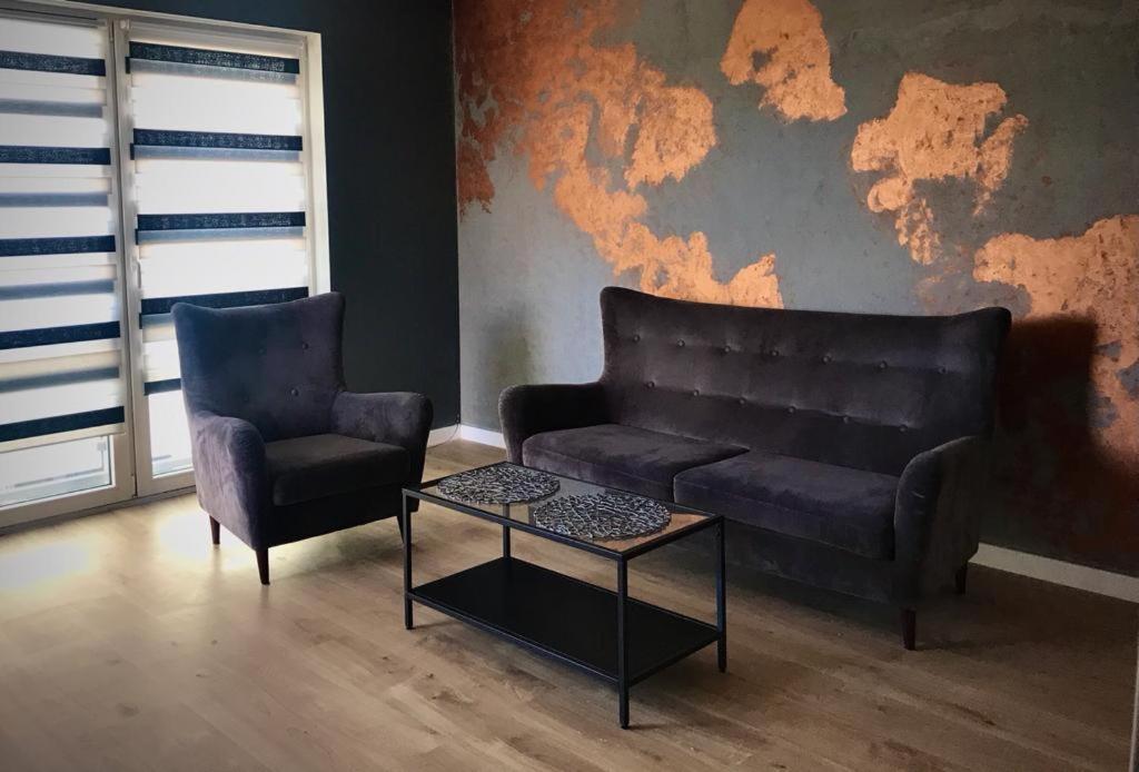 Apartament Podlesie Apartment คาโตวีตเซ ภายนอก รูปภาพ
